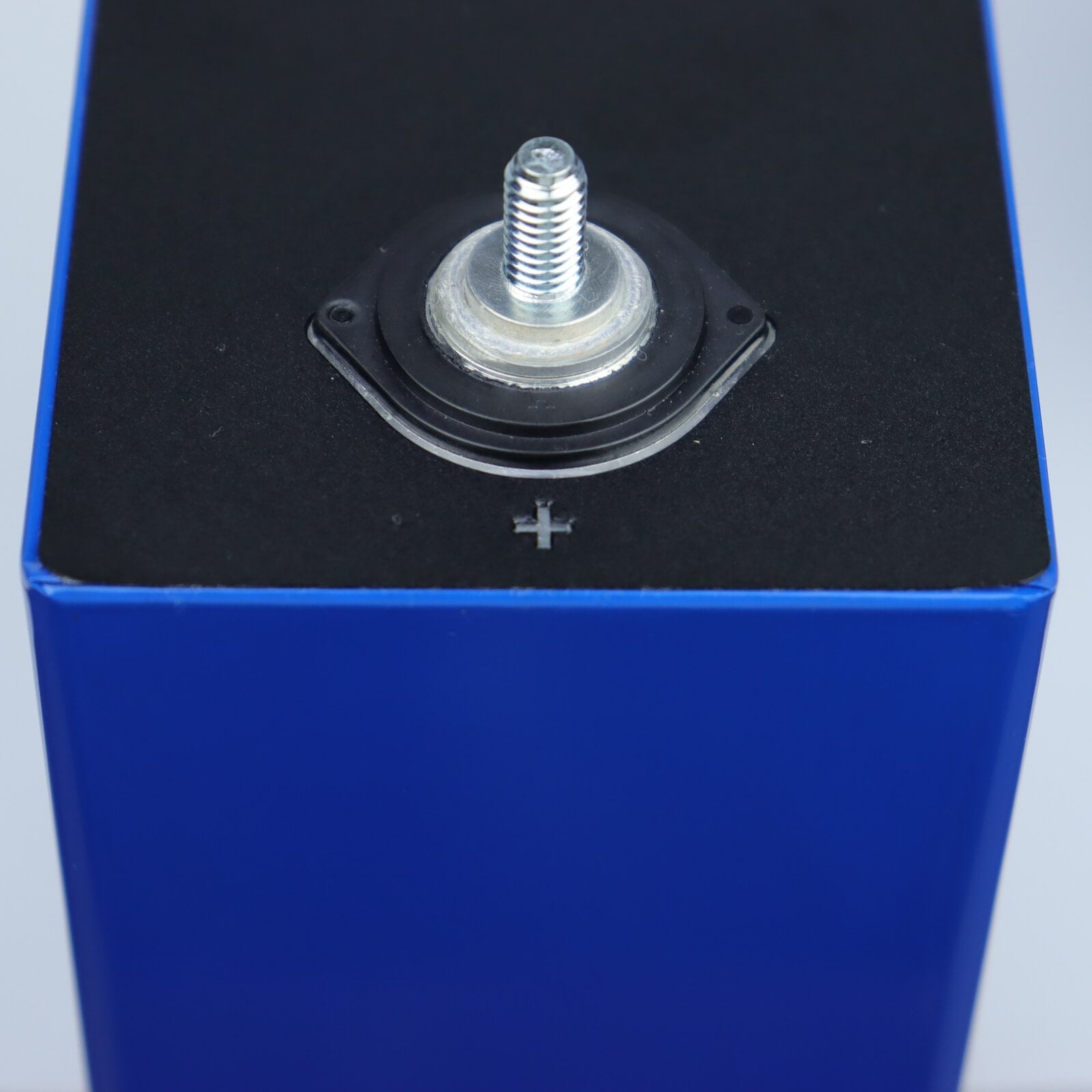EVE 3.2V 304Ah LiFePO4 Battery Cells - Brand New Grade A with QR Code